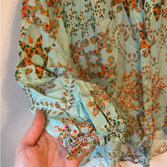 Johnny Was 100% Washable Silk Corbetta Smocked Boho Shirt Blouse - XS - Picture 6 of 6